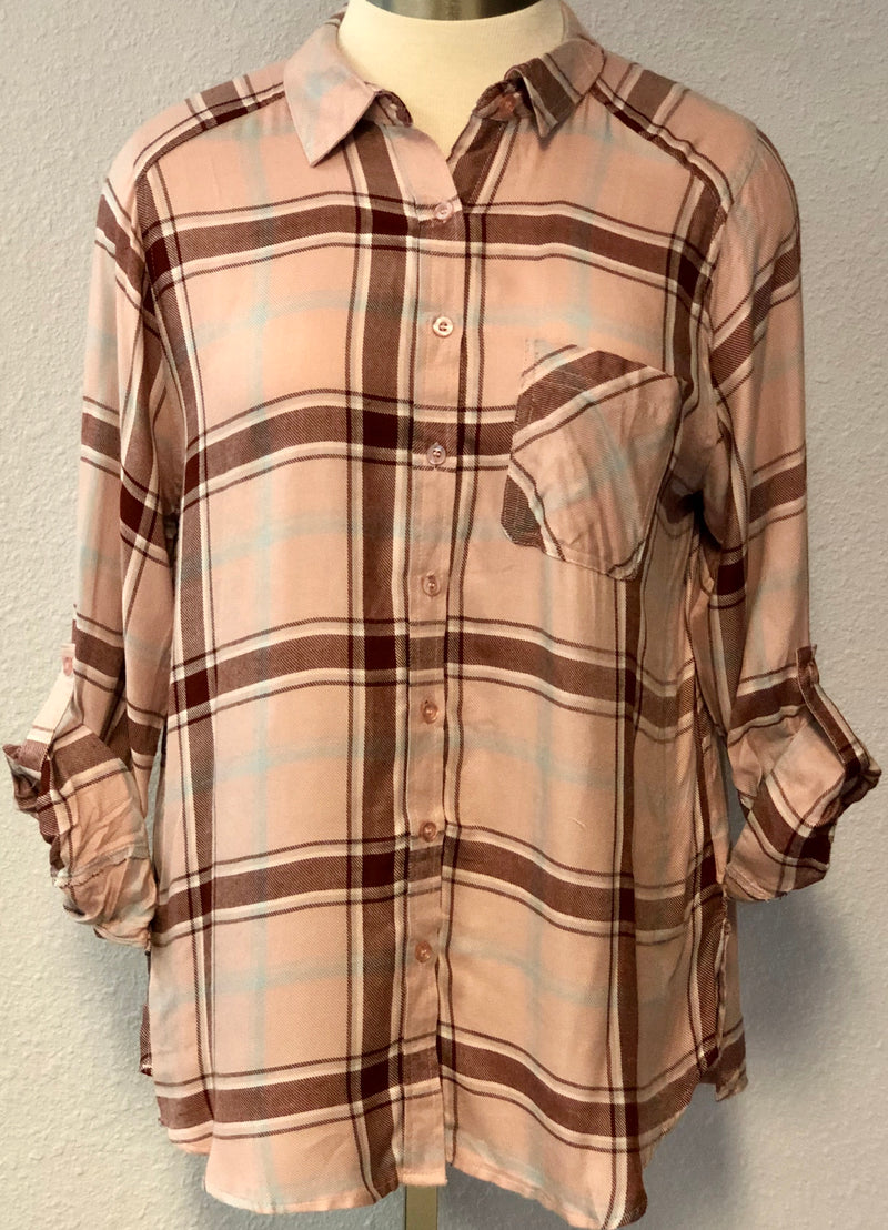 WOVEN PLAID BUTTON UP TOP