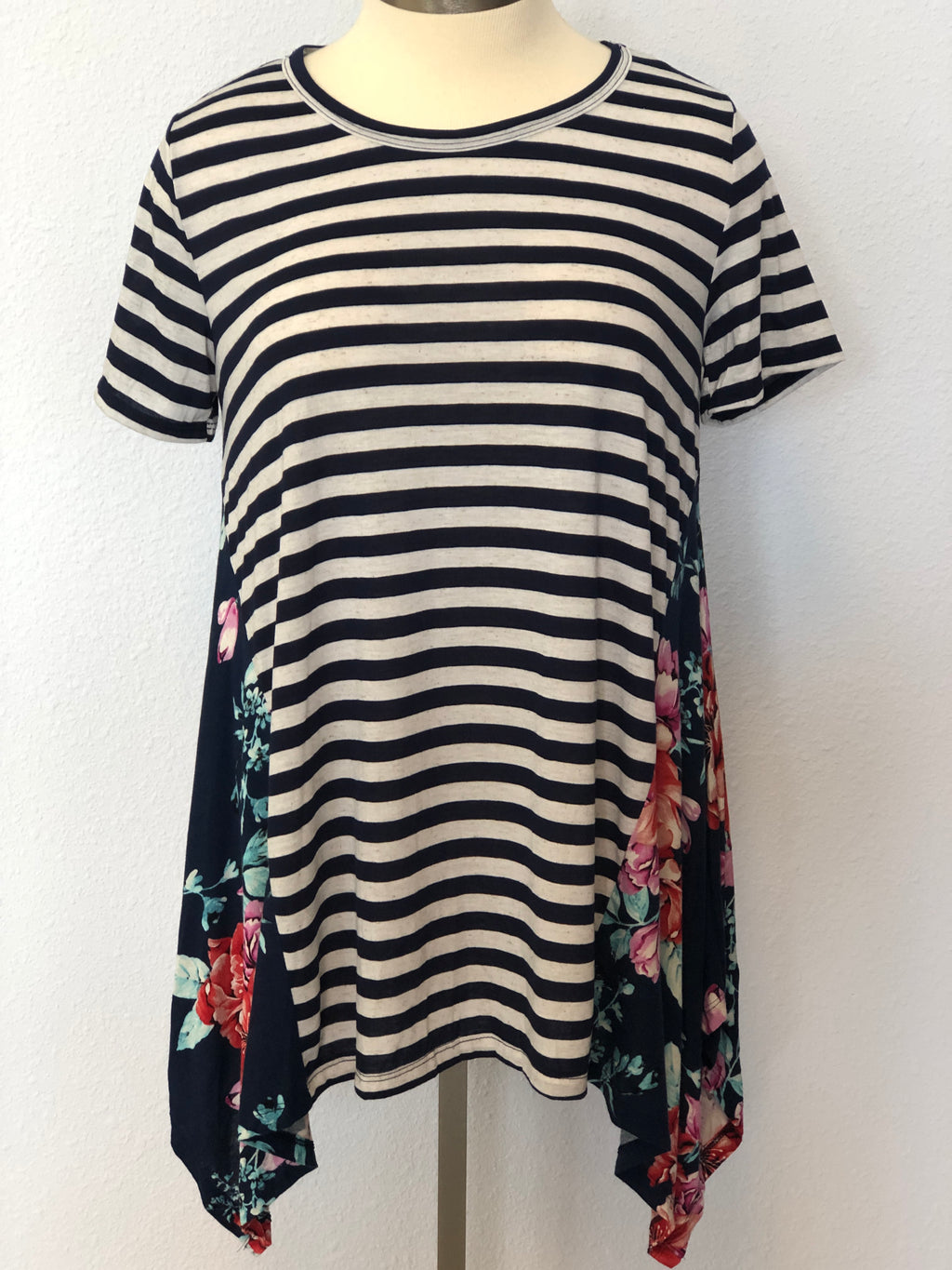 STRIPED FLORAL SWING TOP